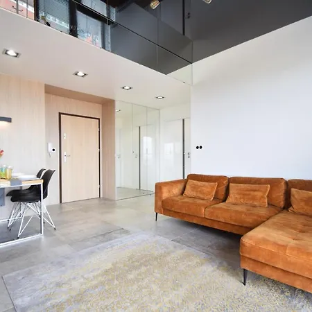 Horizon.12 Platan Tower Apartment *