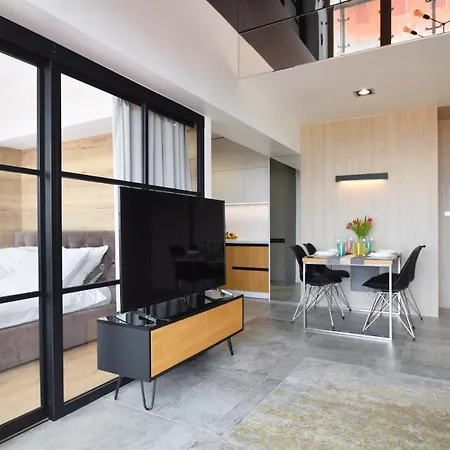 Horizon.12 Platan Tower
